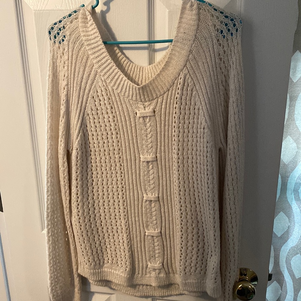 Maurices sweater. Cream color. Size L.